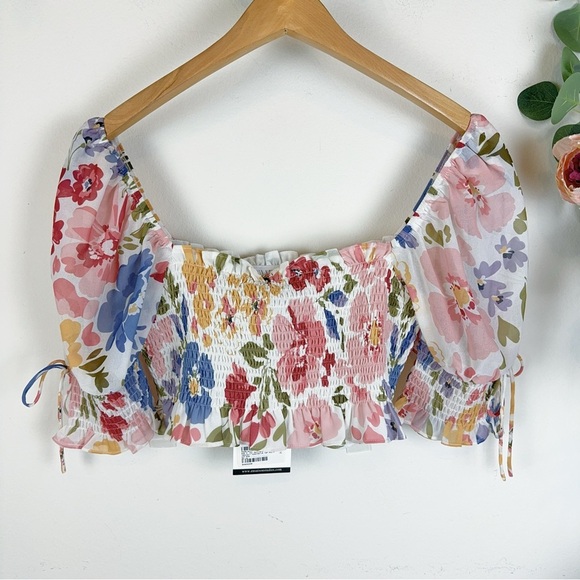 En Saison NWT Constantia Smocked Crop Top in Multi Size Small - Picture 10 of 10